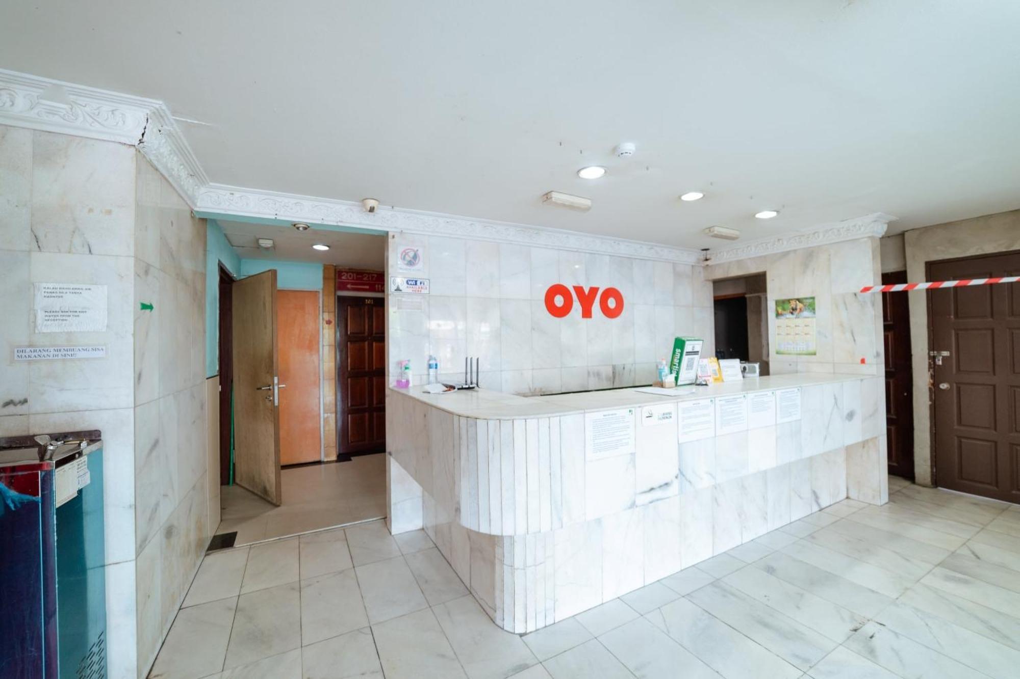 Oyo 90208 Milion Inn Miri Exterior photo